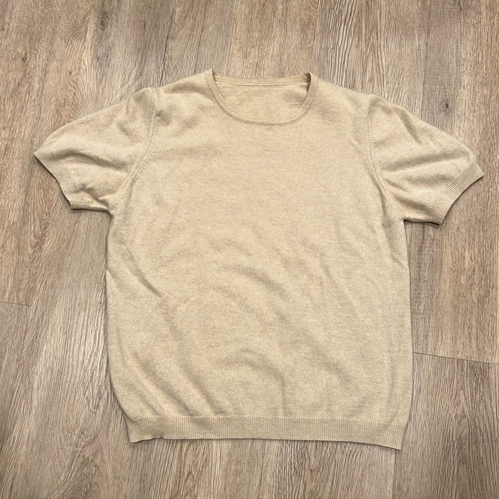 Cashmere, Short Sleeve Sweater, Fits like size Small